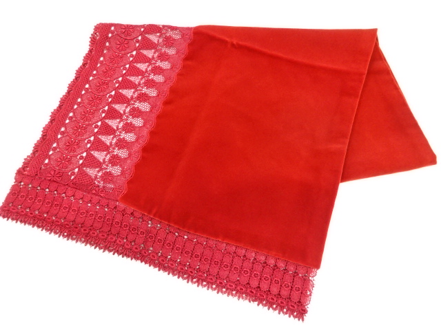 JAPANESE KIMONO / VINTAGE SHAWL / VELVET / LACE